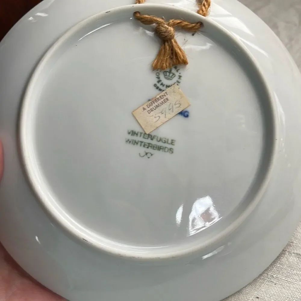 1987 Royal Copenhagen Christmas collector plate “ Winterbirds “ Denmark - Picture 3 of 4